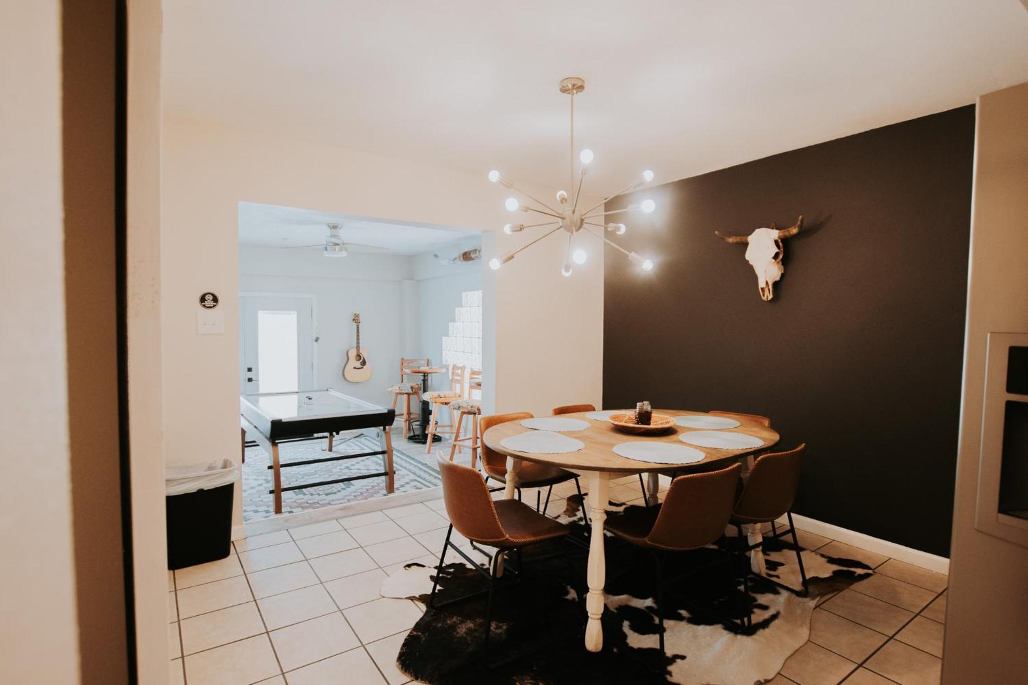 Cowboy Den-Hot Tub-Game Room-Pet Friendly-No Pet Fees! Albuquerque Exterior foto