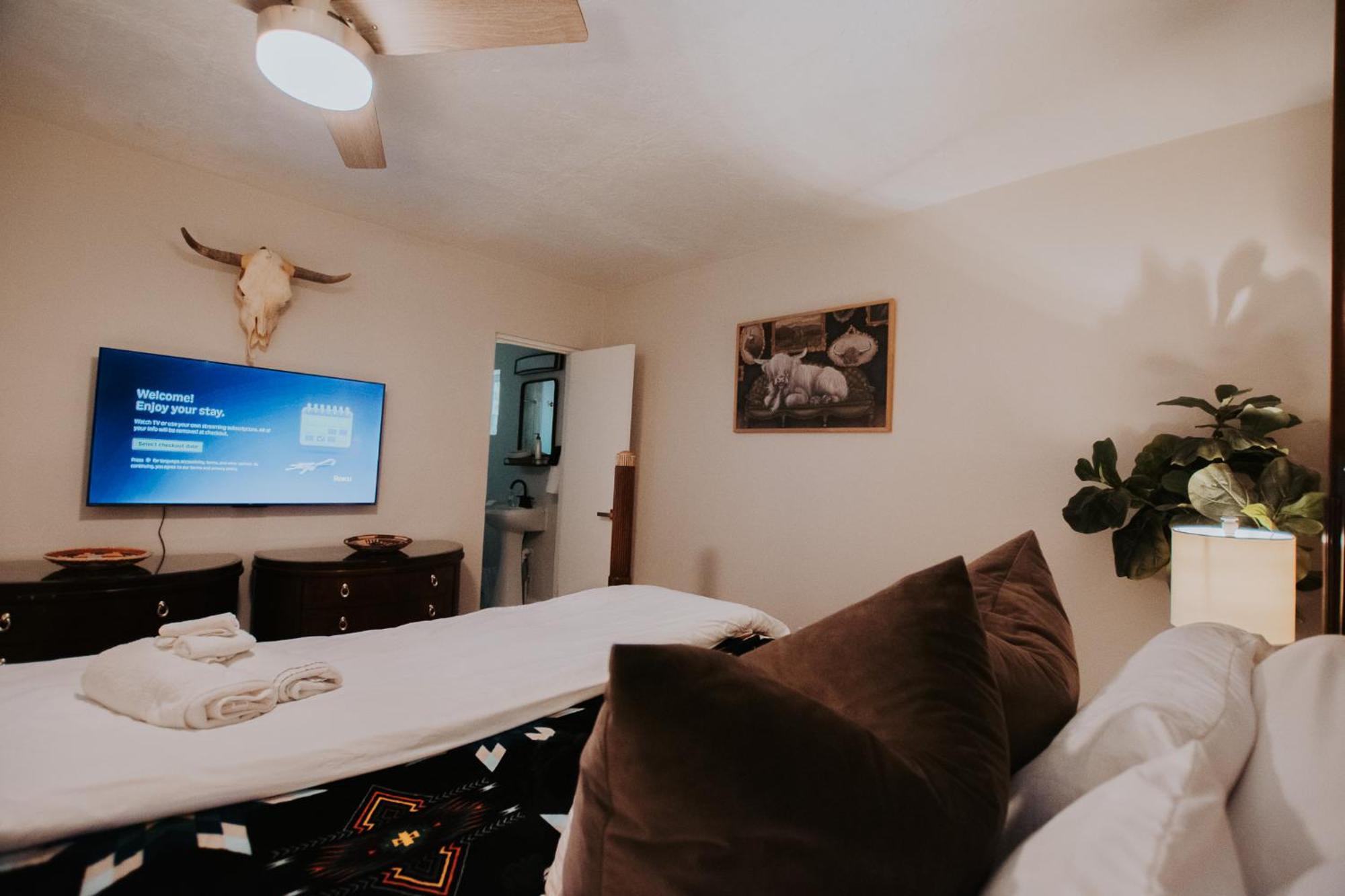 Cowboy Den-Hot Tub-Game Room-Pet Friendly-No Pet Fees! Albuquerque Exterior foto
